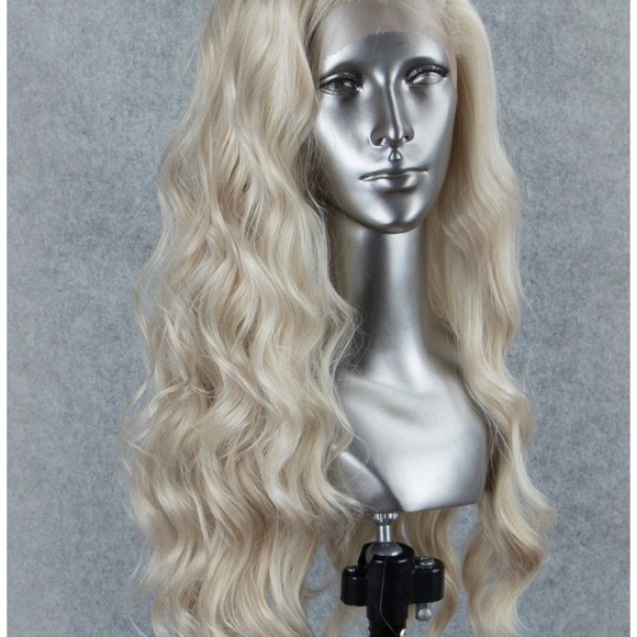 ?Fioni 22” Platinum Blonde Lace Front Wig *NWT*? main image 5